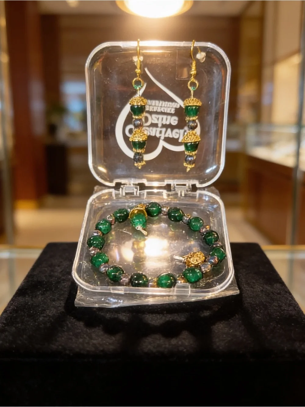 Elegant Green Bead Bracelet and Earrings Set - Gold Accents